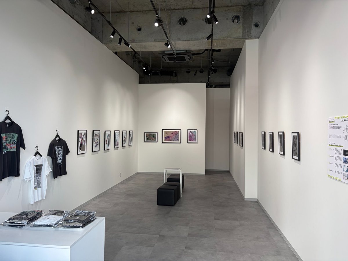 gaaat_art's tweet photo. 【まもなく開幕】
大暮維人アート展、明日より福岡にて開催します。

空を駆ける『エア・ギア』。
神楽を舞う『灰仭巫覡』。

スピード、躍動、神秘、異形。
まったく異なる世界観が、メタルキャンバスアートによってひとつの空間に。

漫画で見ていたあの世界を、今度はアートでの表現でお楽しみいただけます。
ぜひ会場で、大暮維人先生の世界を体感してください。

📅2026/09/25(金)〜2026/09/28(月)        
📍GAAAT GALLERY FUKUOKA_

詳細はこちら：
https://t.co/nfwDolNOAc

#大暮維人アート展