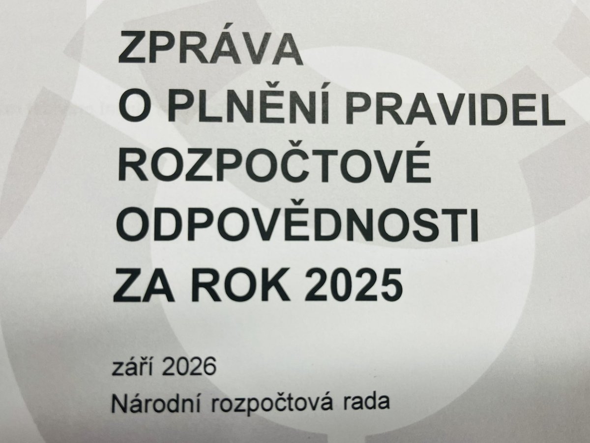 VacDol's tweet photo. Česká televize I v nových časech drží pravidlo, že živě na ČT24 v 11 hodin vysílá tiskovou konferenci Národní rozpočtové rady v čele a Mojmírem Hamplem, kde uslyšíme jiný pohled na státní rozpočet, než že je nejlepší na světě, proinvestiční, udržitelný a myslící na naše lidi… https://t.co/BpYEc2Zy2C