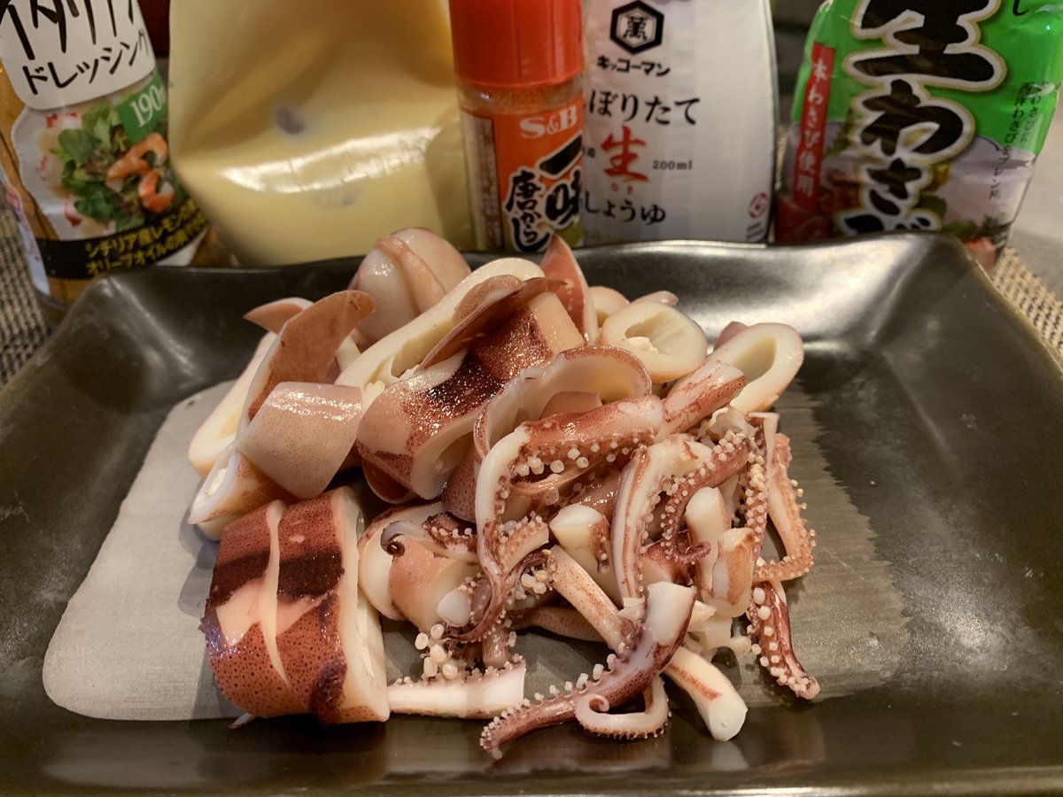 skanayaneko's tweet photo. クイズ100人に聞きました‼️ボイルスルメを美味しく頂くアイテムと言ったら何❓ https://t.co/qICA3ZvLA8