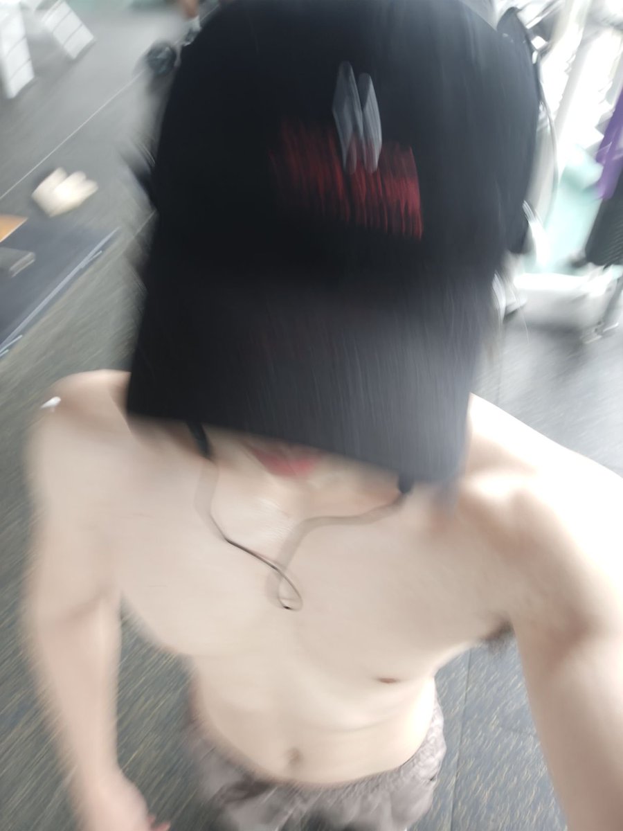 klanyxri7's tweet photo. 一个人的坚持会有多难 https://t.co/6wnJKsLJrc