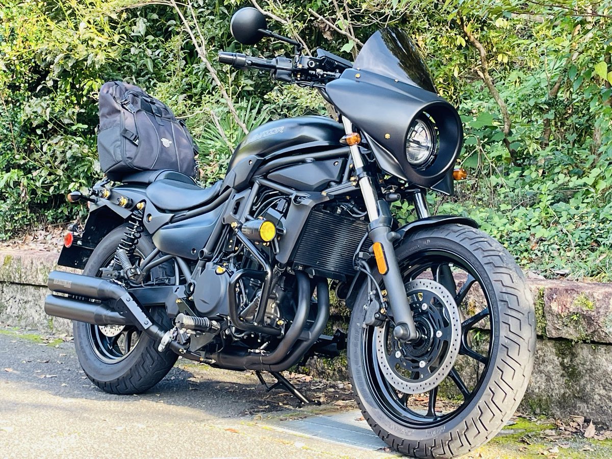 SpCub_c125's tweet photo. 週末は雨っぽいので、夕方ちょっとだけ乗ってきた。バイクは1時間乗るだけでも気分転換になるからいいね👍
#エリミネーター https://t.co/DQLJE1bqwT