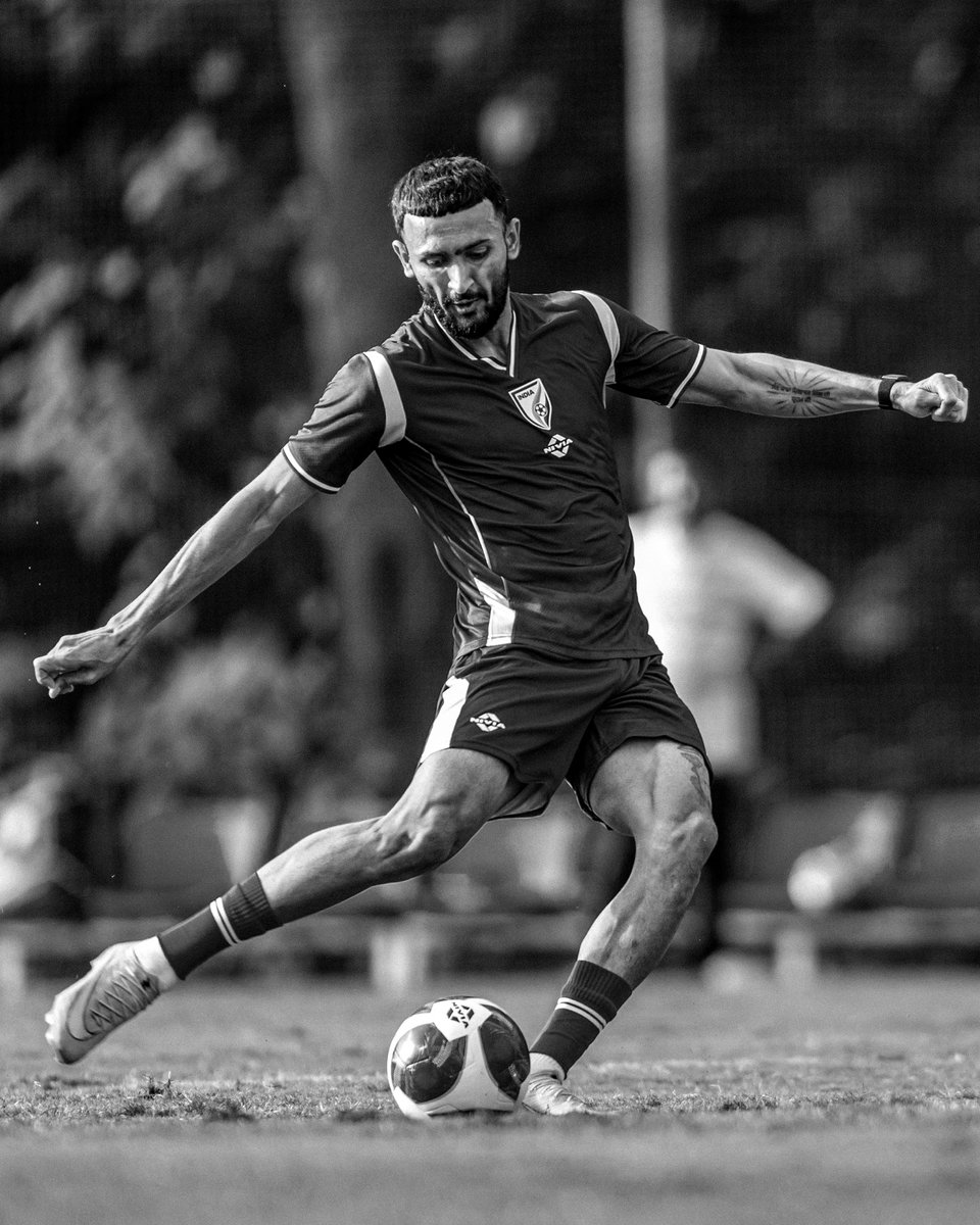 IndianFootball's tweet photo. Final session before matchday 🇮🇳⚡️

#BlueTigers #IndianFootball https://t.co/L9q9wcEWUN