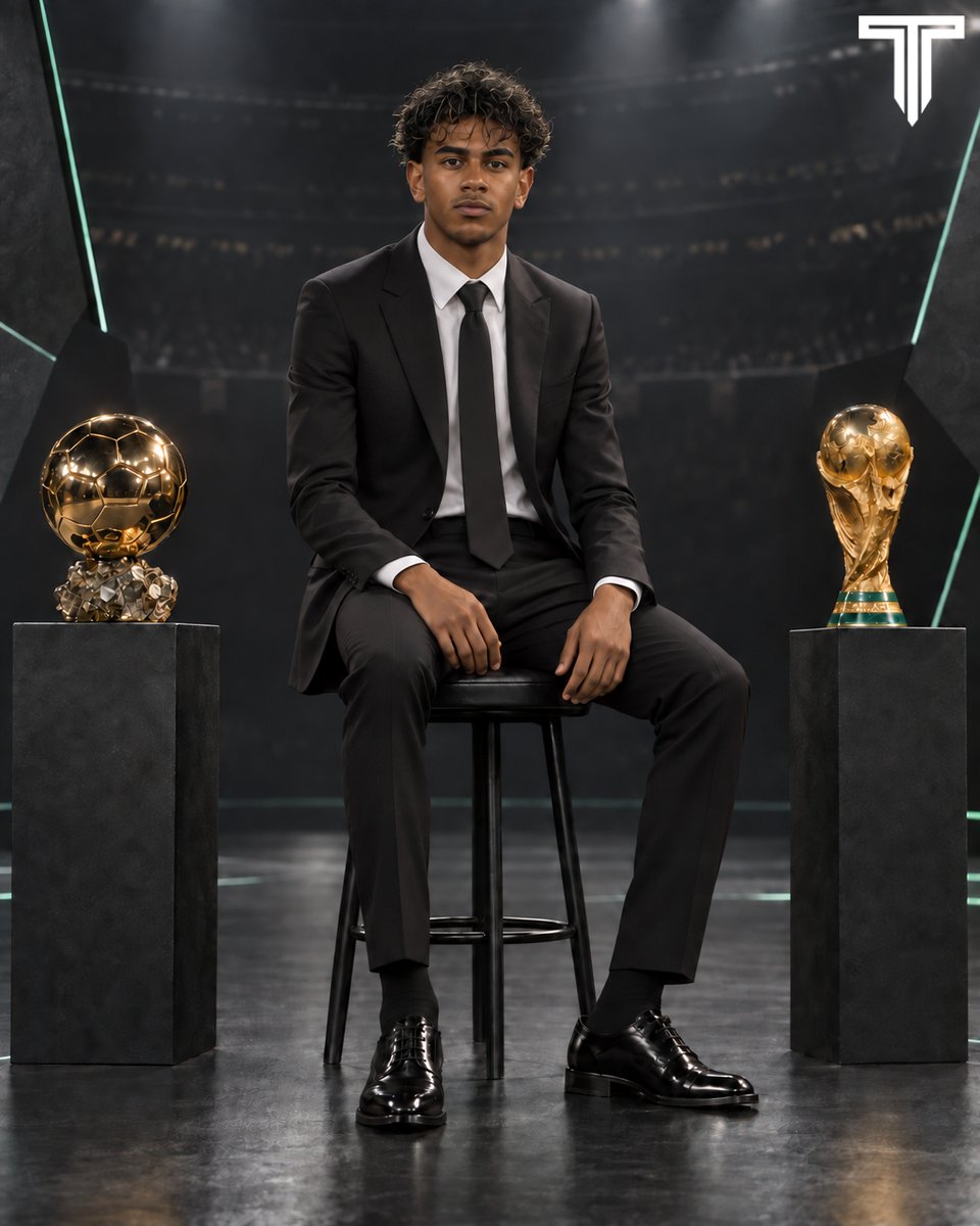 TouchlineX's tweet photo. 🚨 𝗗𝗜𝗗 𝗬𝗢𝗨 𝗞𝗡𝗢𝗪: Lamine Yamal could become the first player since Fabio Cannavaro in 2006 to win the Ballon d'Or in the same year as winning the World Cup! ✨💫 https://t.co/I5o4D9qUa2