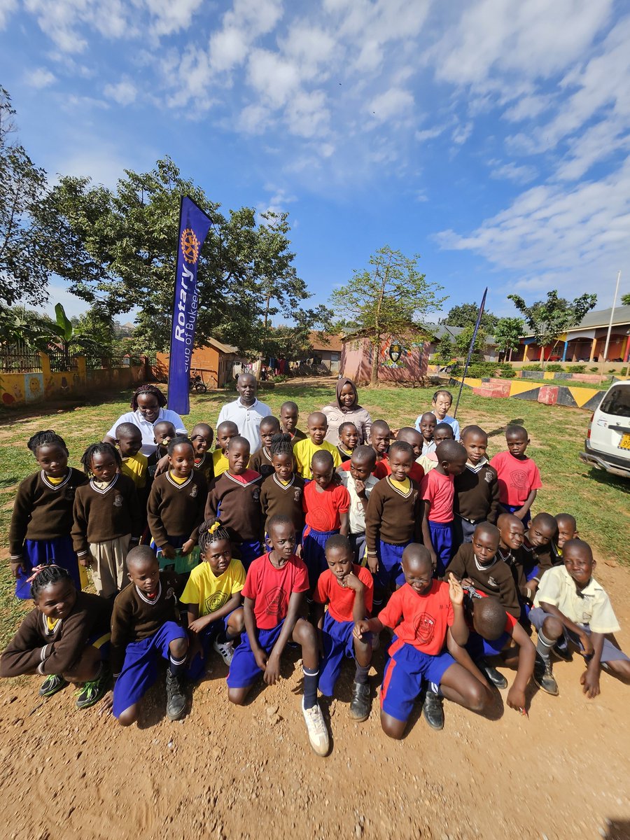 BukerereRot2025's tweet photo. Today, @BukerereRot2025 spent the morning with Law and Joy Pre and  Primary school in Bukeerere. Seeing pupils enjoy story time, was such an amazing inspiration. Thank you  Club President and the entire team  plus the school Head Teacher with his staff members.#ServiceAboveSelf https://t.co/t5yQBDWo9v