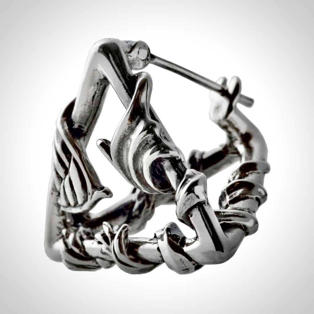 loverollrock's tweet photo. 【 ArtemisClassic 】
+ ACE-0148 +
[ Lucifer-Triangle ]

#佐賀アクセサリー
#dealer
#福岡 #熊本 #長崎
#九州アクセサリー

Mr.PVD Got this‼︎

#domestic
#brand
#traditional
#classic

+ at STARGARDEN +

#demon
#angel
#wing
#growth
#cutoff
#pierce

+ thanks again +

#Artemisclassic https://t.co/V6ISUDgswg