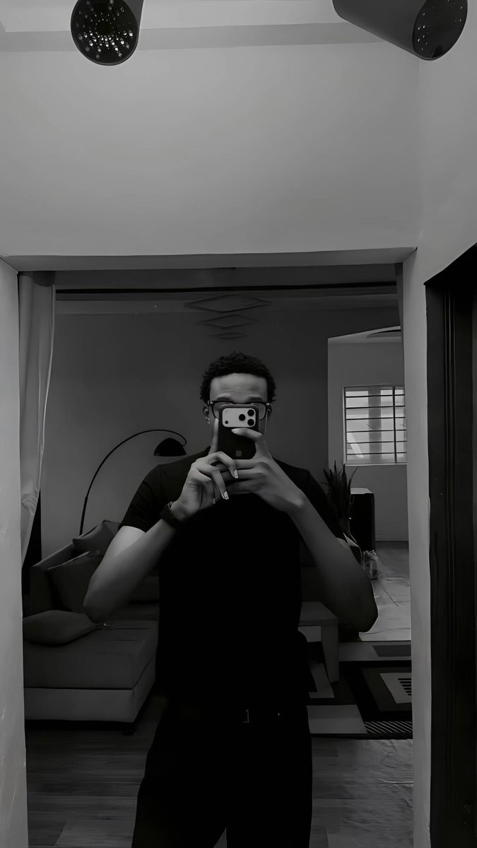 vyyker's tweet photo. casual or native? https://t.co/T4nJhDOKVW