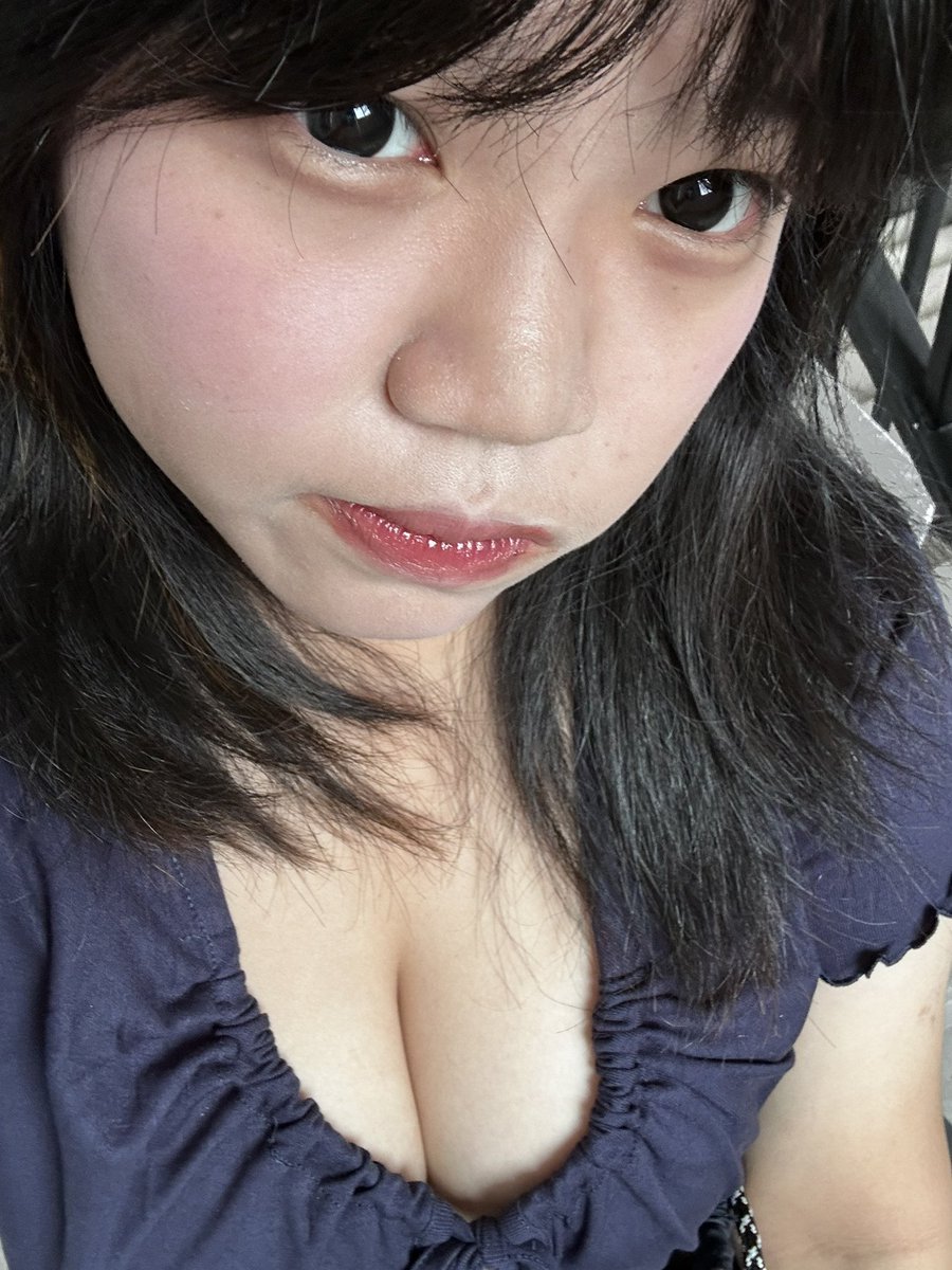 Pppozbun's tweet photo. 我讨厌这个推特号又被冻结了 https://t.co/Sc1DXMPYcq