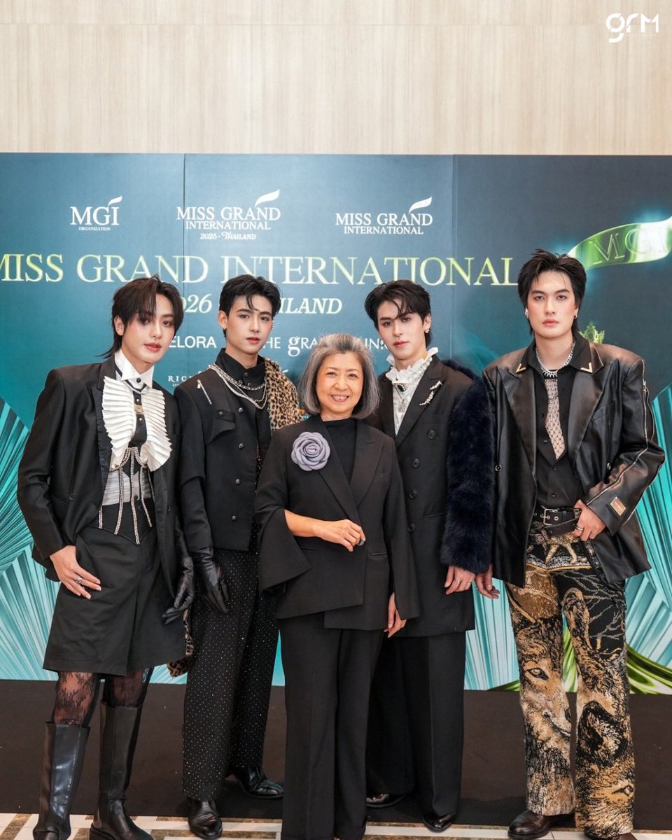 VRYSE_Official's tweet photo. โชว์พิเศษของ VRYSE บนเวที MISS GRAND INTERNATIONAL 2026 

ขอบคุณทุกเสียงเชียร์และพลังจากทุกคนที่มาร่วมสนุกไปด้วยกันนะครับ 🫶🏻

ฝากติดตามโปรเจกต์ใหม่ ๆ และก้าวต่อไปของพวกเราด้วยนะครับ แล้วเจอกัน❤️

#VRYSEXMGI2026 #VRYSE #MGI2026 #MissGrandInternational2026 #GRMEntertainment https://t.co/f7tG8Ja48l