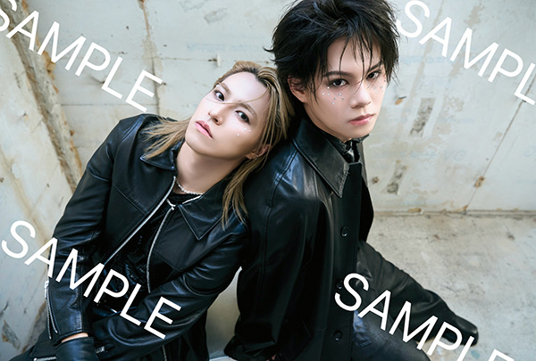 HMV_Japan's tweet photo. ＼表紙＆特典絵柄公開📣／
『butter 06 #カイ＆#タカシ（超特急）ver. HMV限定版』
9/30(水)発売

🎁HMV限定特典：ポストカード

限定版表紙＋12ページにわたる特集を掲載💫

🔽ご予約はこちら
https://t.co/hg2kuiVkrQ

#butter06 https://t.co/7KEKrfxcGv