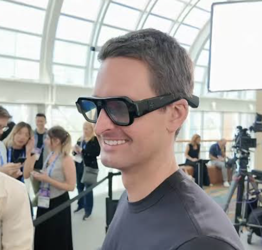 archysnut's tweet photo. @MetaVR_Official hmm maybe the $SNAP stock is where it should be https://t.co/wb5LSxaKe4