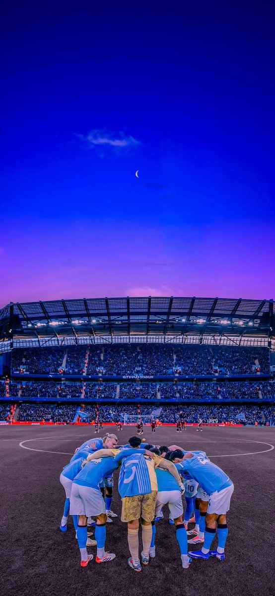 CityzensIDN's tweet photo. Wallpaper at Etihad Stadium. https://t.co/sP4Cj1oeCm