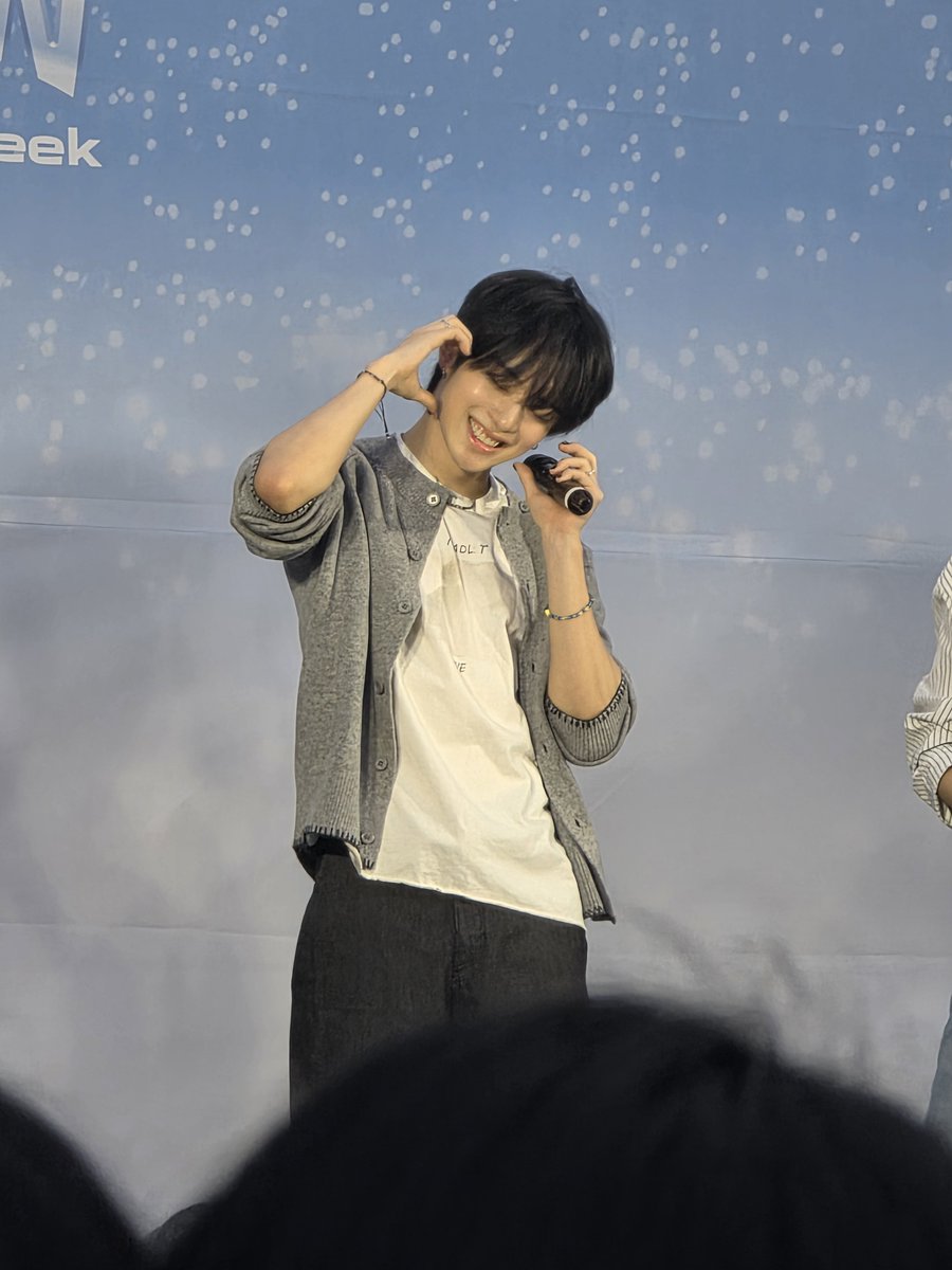 BroccoLee00's tweet photo. 유강민 https://t.co/MDkXwO322C