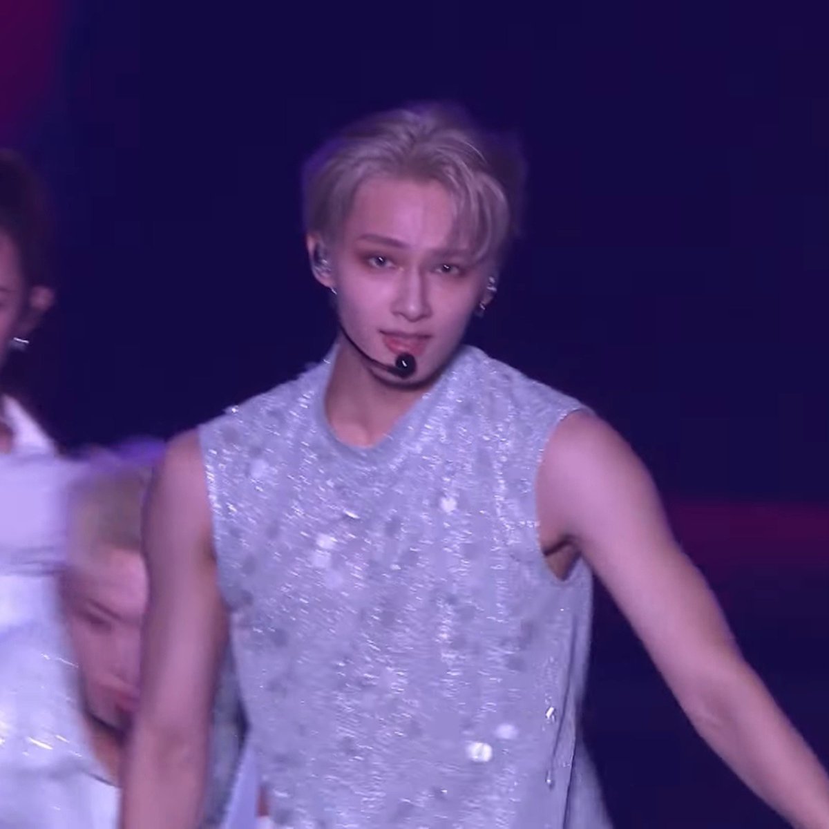 catotato_door's tweet photo. 비더썬 문준휘 존예 수준 진짜 미쳤다... https://t.co/9x8wwSvfZx