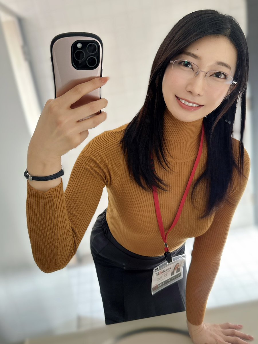 suisuisuimming's tweet photo. 本日もお疲れさまでした。
連休明けということもあり、今日は少しだけ気が緩んでしまいましたが、そんな時間もたまには悪くないものですね。

明日からはまた気持ちを引き締めて、取り組んでまいります。 https://t.co/tHoaPJGpm4