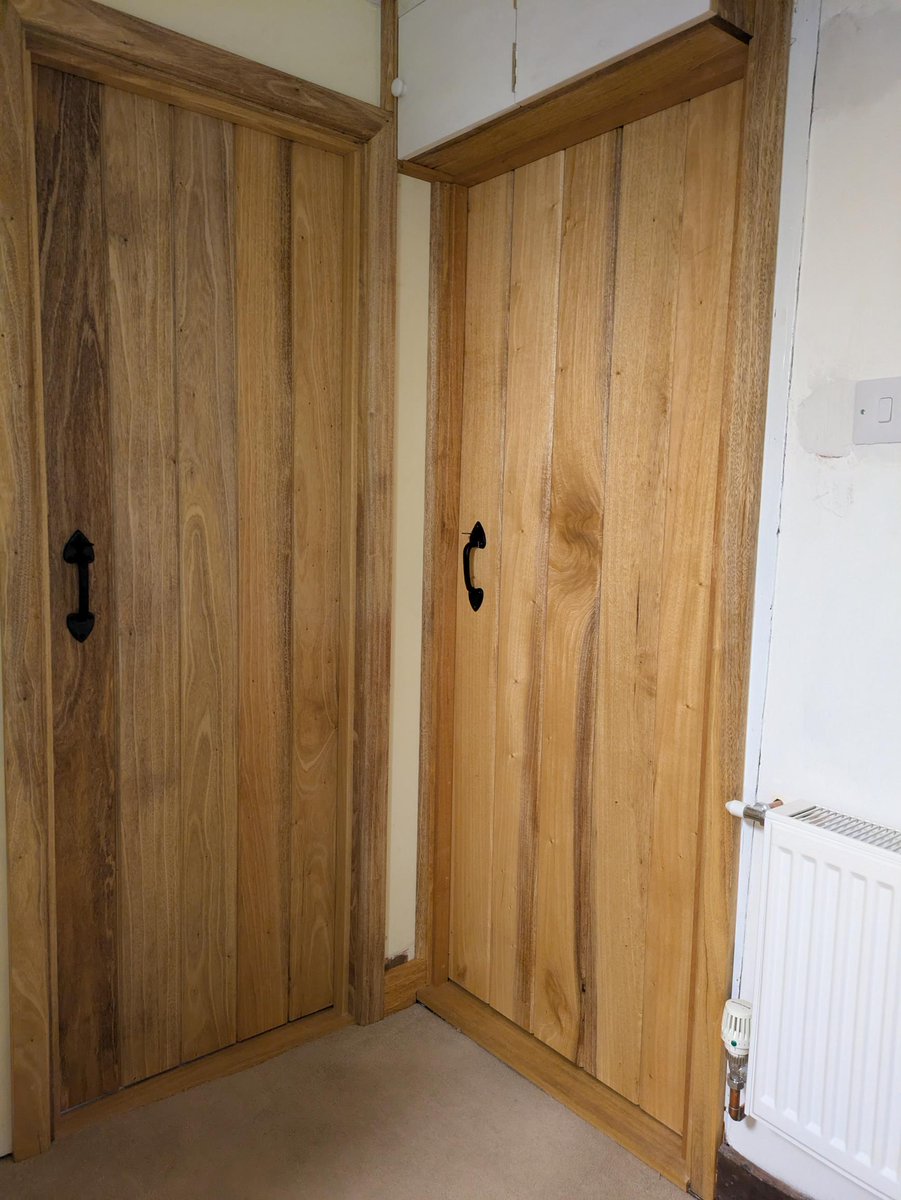 HarlestonJoiner's tweet photo. Recently completed internal Ledged &amp; Boarded Doors. Manufactured in Idigbo Hardwood and finished with a natural oil to show off the wonderful and distinctive patterns of the timber. 
Fitted with hinges &amp; latches from 'From The Anvil' 
😀 https://t.co/c6O6f3TyP0