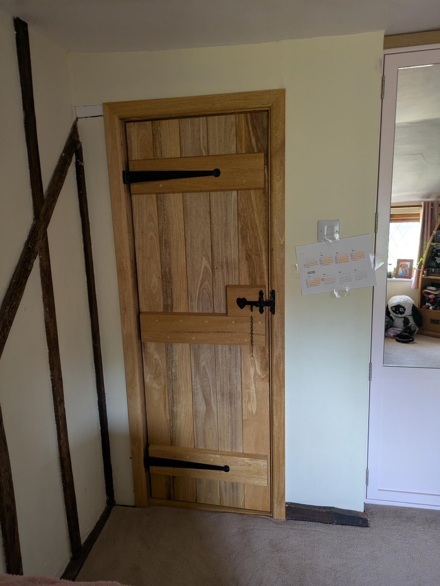 HarlestonJoiner's tweet photo. Recently completed internal Ledged &amp; Boarded Doors. Manufactured in Idigbo Hardwood and finished with a natural oil to show off the wonderful and distinctive patterns of the timber. 
Fitted with hinges &amp; latches from 'From The Anvil' 
😀 https://t.co/c6O6f3TyP0