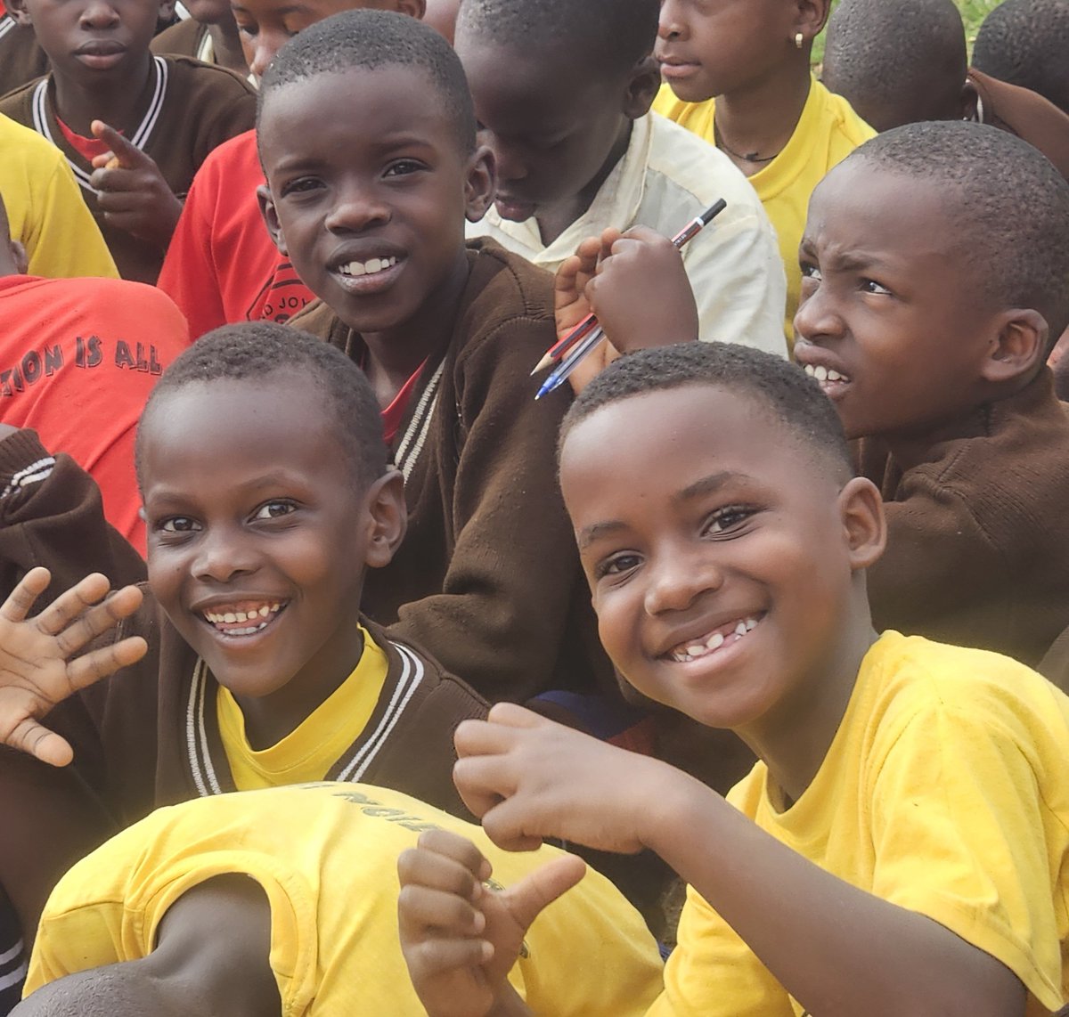 BukerereRot2025's tweet photo. SMILE TELL IT ALL.
The greatest way to connect to a child,  is through telling a story. Let's keep their hopes alive with our Inspirational stories. #RotaryEyamba #ServiceAboveSelf https://t.co/RiXLFtjuKZ