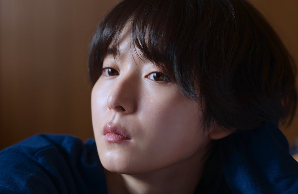 tomato_tiger123's tweet photo. ダウンタイムの松岡茉優が好きすぎてくるしい。顔がいい。横顔好き。綺麗。かわい。
わたしはやっぱり鷲鼻が好き。 https://t.co/oDk9sPuZho