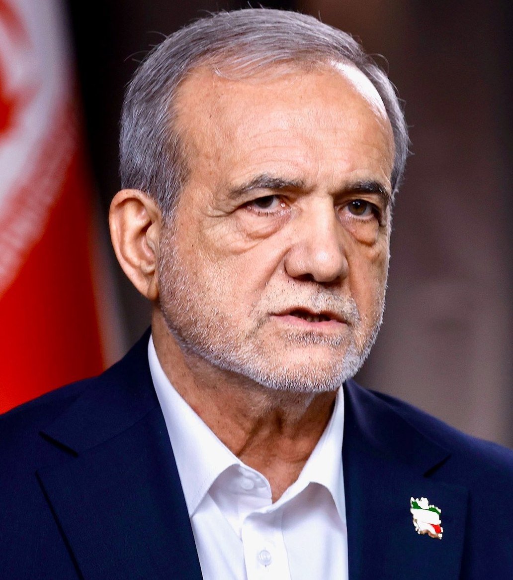 DNNPOSTS's tweet photo. JUST IN 🚨 🇮🇷🇺🇸 Iranian President Masoud Pezeshkian says Tehran will not surrender to the United States but remains open to diplomacy to end the conflict. https://t.co/E2DePg4OdD