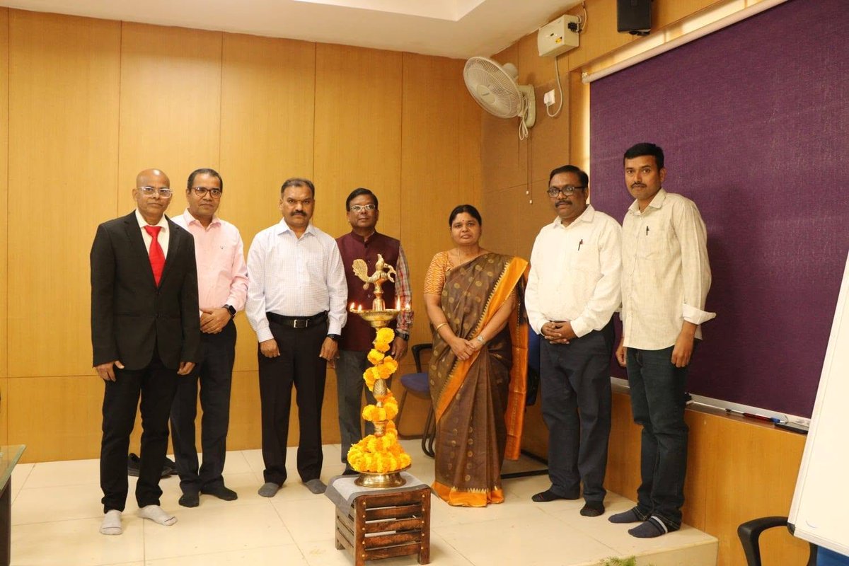 ysraoo's tweet photo. UGC MMTTC Program on
DISCOVER-2026
(Digital Integration in Scholarly Communication, Open-access, Visibility, Ethics and Rights) during
24-29 August 2026 at NIT Warangal. https://t.co/DRLhm0idvN