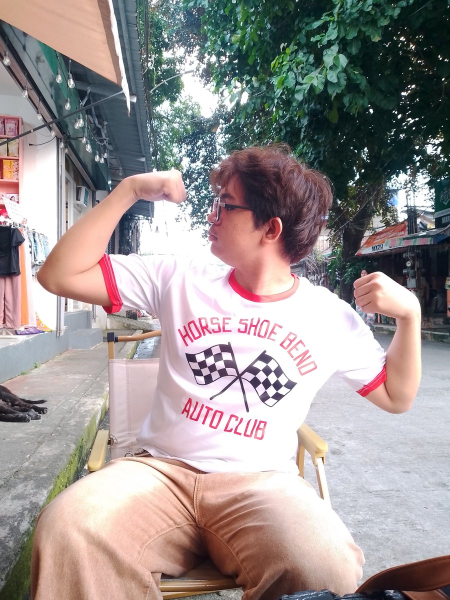 Erriie_Silly's tweet photo. bought the #projecthailmary t-shirt just to flex my biceps!!! https://t.co/fhTTMYJp7K