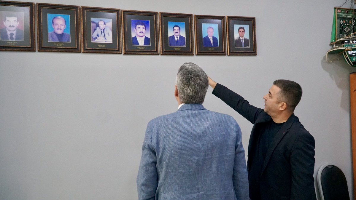 yunustever's tweet photo. Türk Metal Sendikası Sakarya Şube Başkanı Sayın Olcay Meriç’i ziyaret ederek, yeni dönem için hayırlı olsun dileklerimizi ilettik.

Sendikal faaliyetlerin yanı sıra gündeme dair konular üzerine de görüşmelerde bulunduğumuz Olcay Başkanımıza çalışmalarında başarılar diliyorum. https://t.co/zh88jPzcRj