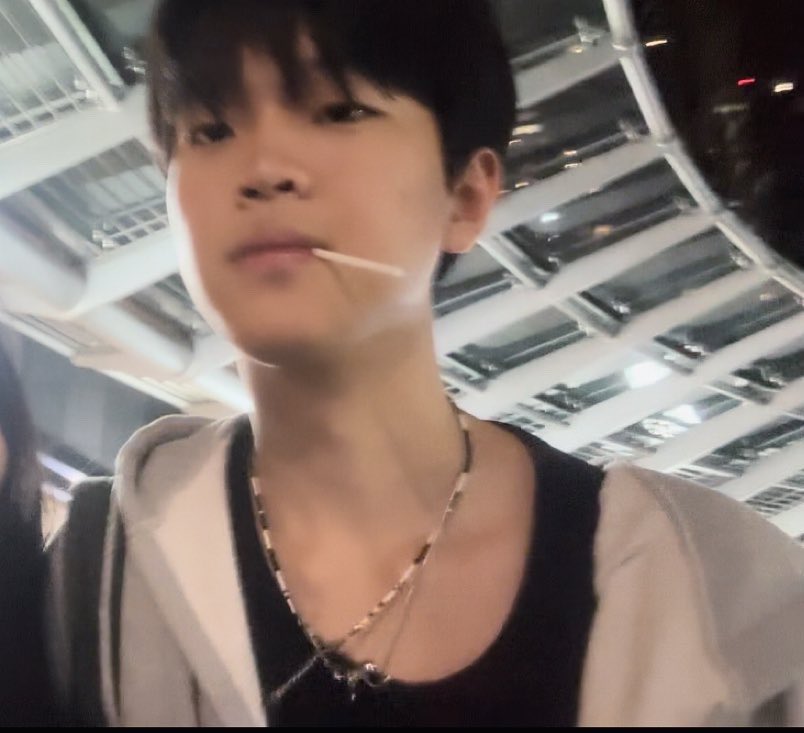 axin00y's tweet photo. 주말 내내 섹스할사람 없나 https://t.co/zGTSNI7TMZ