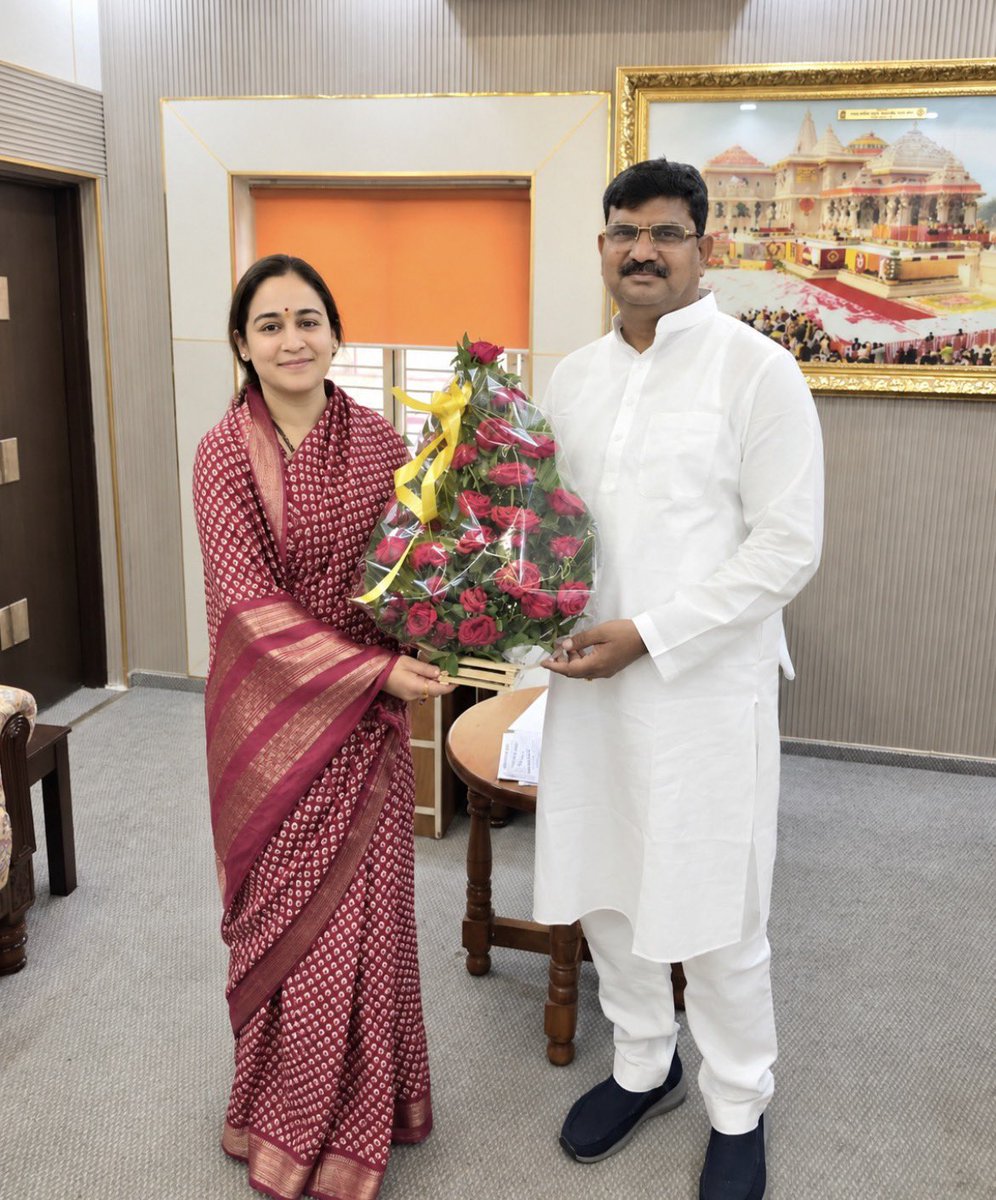 imaparnayadav's tweet photo. माननीय श्री धर्मपाल जी को भाजपा उ.प्र. संगठन महामंत्री का दायित्व पुनः मिलने पर हार्दिक बधाई 2027 की विजय यात्रा को नई गति मिलेगी। आभार: मोदी जी, नितिन नवीन जी व राष्ट्रीय संगठन महामंत्री।भारत माता की जय! वंदे मातरम्! जय भाजपा! #DharampalSingh #BJP #NarendraModi @idharampalsingh https://t.co/cSCLd5gPbL