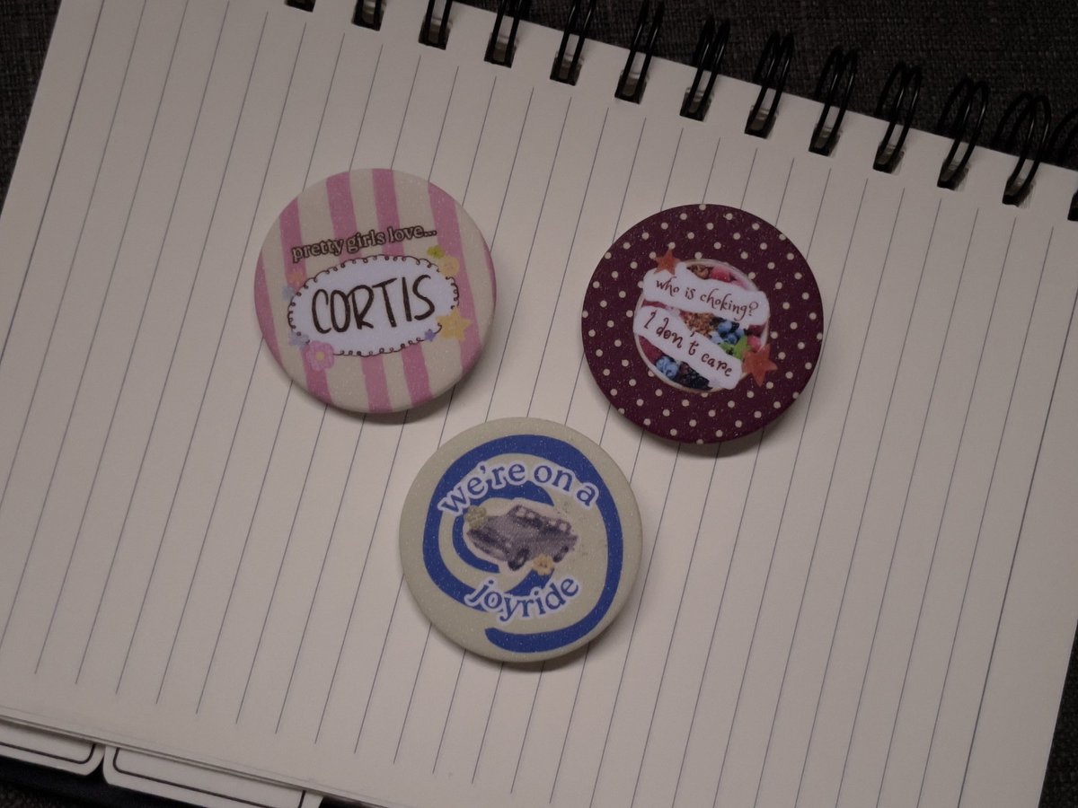 _oreenje's tweet photo. 🍊♪。・:*:・゚~゚・:*:・。♪🍊#dearorange
••• #cortzmailzproof
THE CUTEST PINS EVERR🥹 tysm for the freebies and for packing these pretty pins safely🧡 the fastest transaction ever, till our next!! @cortmailz 🧶 https://t.co/Tccm05H5wl