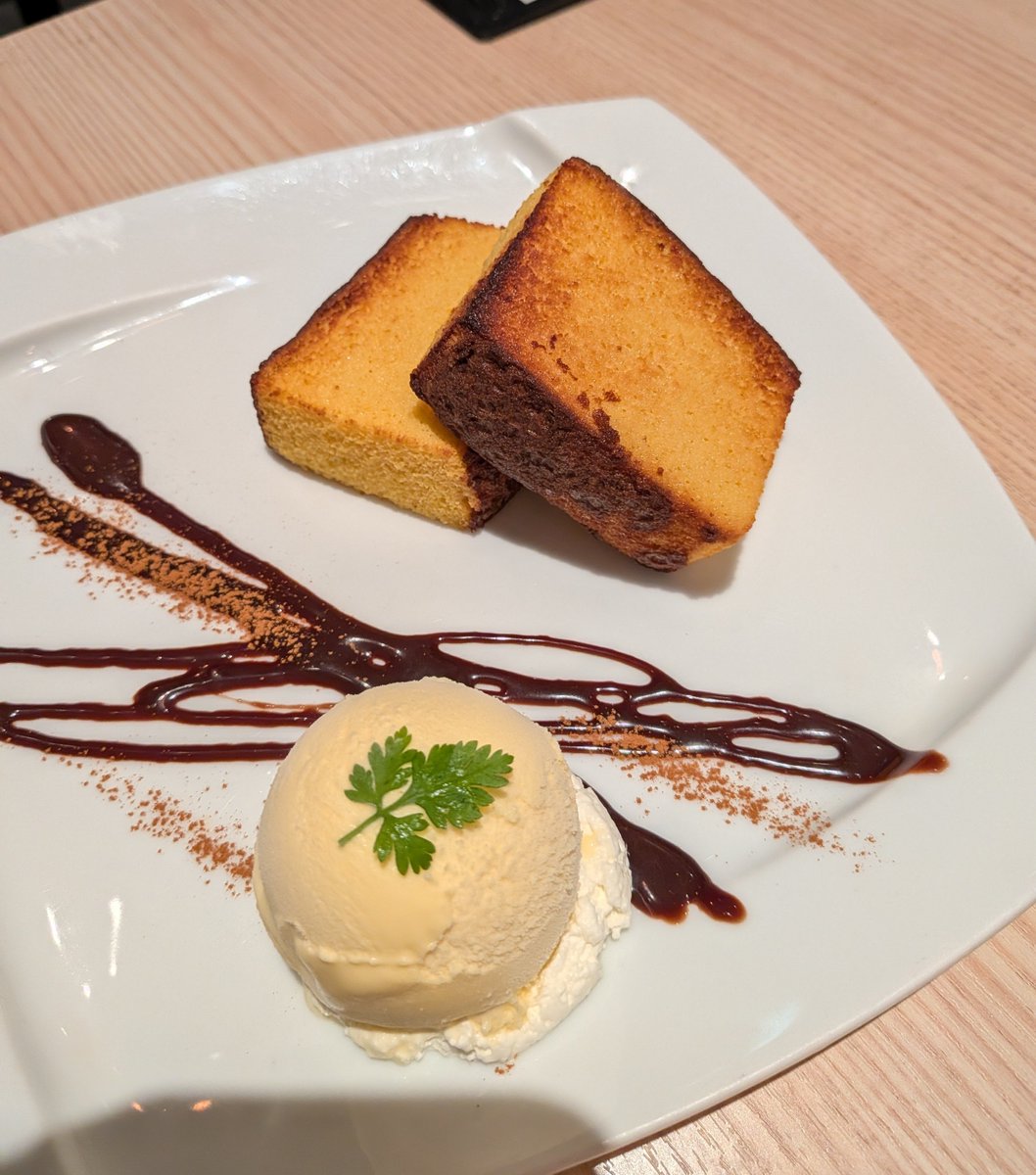 pancake_vanilla's tweet photo. 文明堂カフェ@日本橋
フレンチカステラ

カステラをフレンチトーストに……罪の食べ物
豊かな卵感とたっぷりのお砂糖を感じられて幸せです
バニラアイスとひやあつも楽しめる https://t.co/5ciNL2zMsX