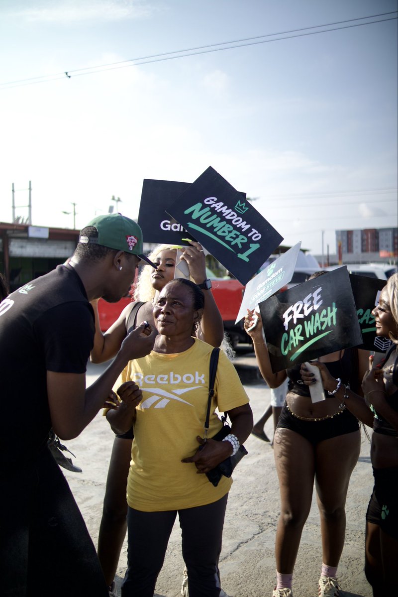 beinbryao's tweet photo. Some frames from the day we brought @gamdom to Lagos 🇳🇬💚

This was absolutely ridiculous 😭

CODE STEVE.

@gamdom_beekay @kingadukes @stevewilldoit 

The full entry ↓
#gamdom100k 

 https://t.co/oAgQMeVnCe https://t.co/I5dO4SEfth