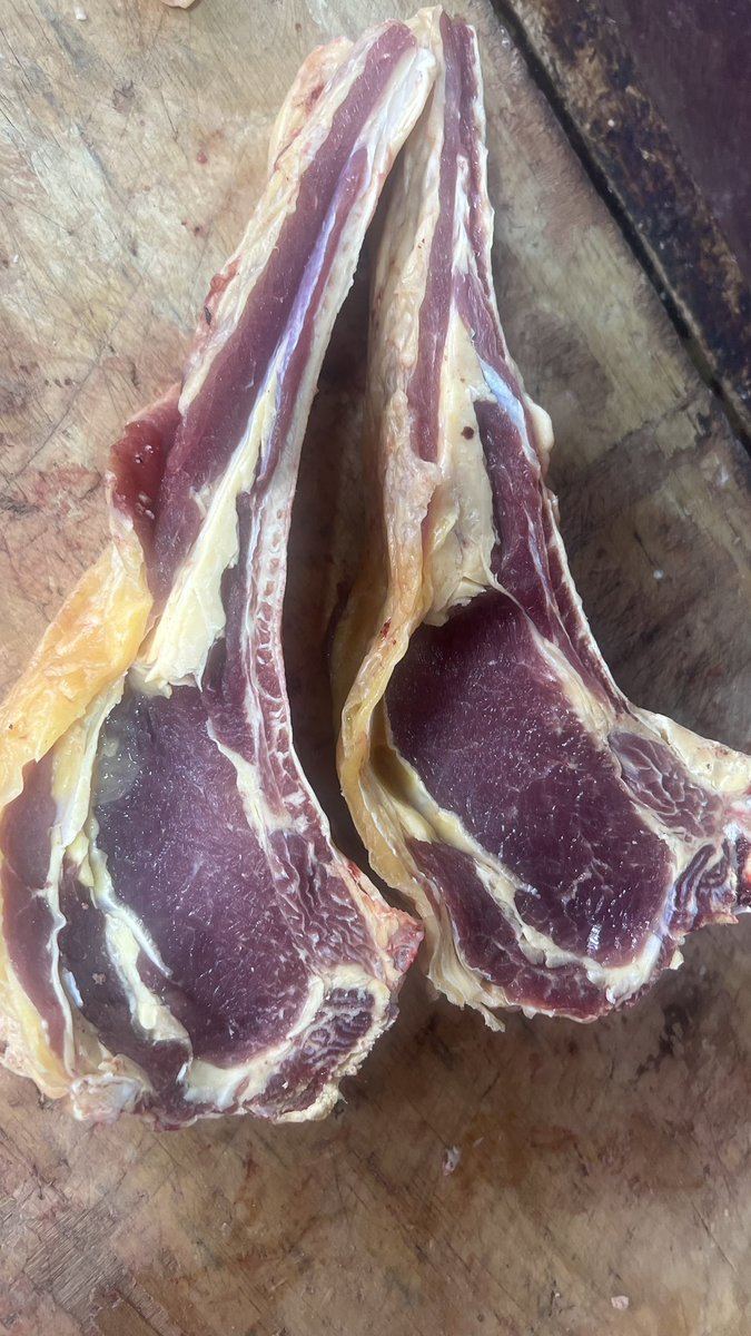 ask1_original's tweet photo. Ribeye @ ksh.950
@FwisaNation hi😂 https://t.co/H4PiZWx2RV