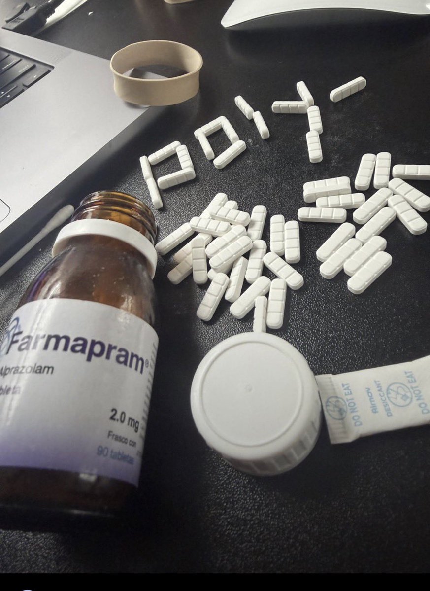 Twenty1eb1's tweet photo. Nothing beats this feeling ☺️#drugtwt #drugs LMK what you need https://t.co/ue5eT42gx5