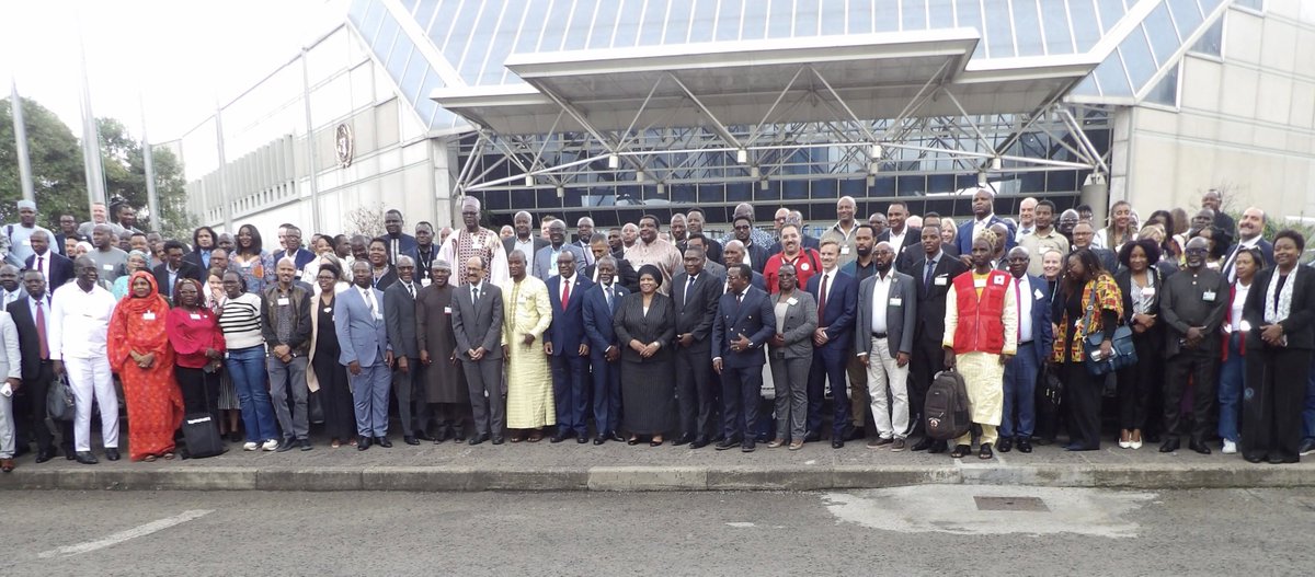 UNDRRArabStates's tweet photo. 🌍 From Addis Ababa to Tunis: the push for Early Warnings for All continues. The Africa Early Warnings Forum (2–4 Sept) gathered 400+ experts from 50+ countries. Next stop: the 2nd Arab Forum for Early Warning & Disaster Preparedness, 12–14 Oct, Tunis.
#EW4All #ArabStates https://t.co/a1Q0bedLnS