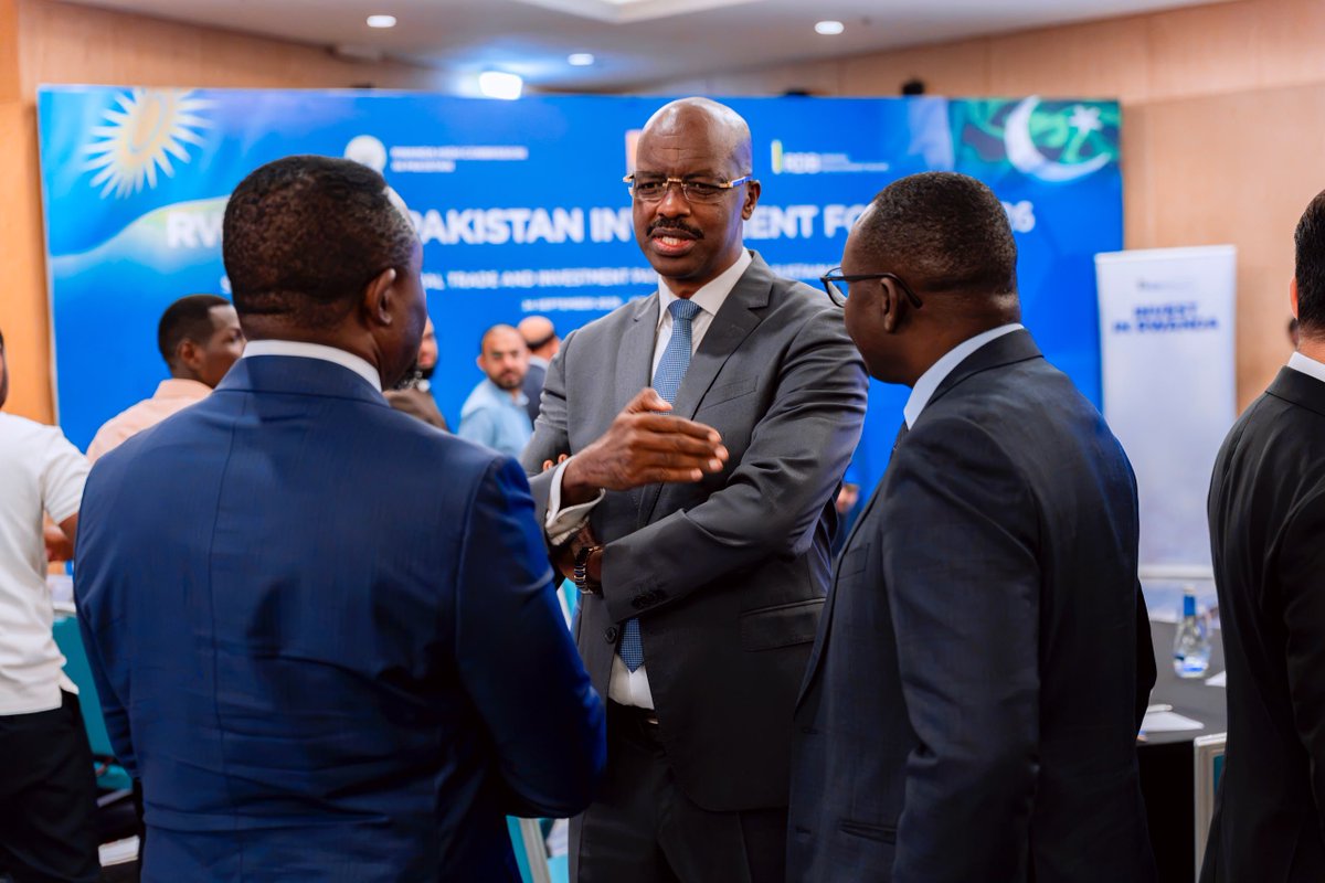 PSF_RWA's tweet photo. Pakistani businesses are eyeing Rwanda amid sustained growth and rising investor confidence.

 #Rwanda is expected to be a gateway to a wider region — a base to manufacture, innovate, process, export and scale across Africa.
A thread 🧵 https://t.co/DfQAHon7rU