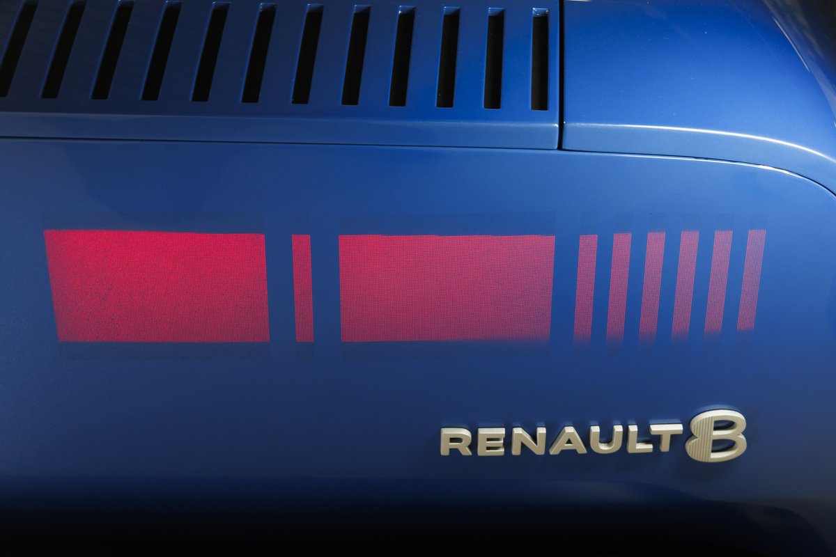 cochealia's tweet photo. Renault ha creado un R8 Gordini eléctrico de 270 CV y propulsión trasera… para decir después que no piensa fabricarlo. Y viendo el resultado, cuesta bastante aceptarlo...
Artículo completo:
https://t.co/gzUVNd6TZq
#Renault #Gordini #ConceptCar
@renault_esp https://t.co/njRrLarpPH