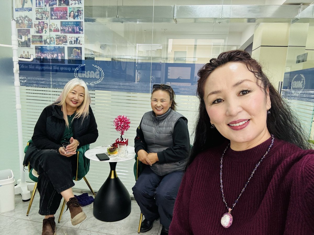 NurzedT18321's tweet photo. Бороо хуртай өдрийн мэнд💖 https://t.co/AwCJ3wjjZ4