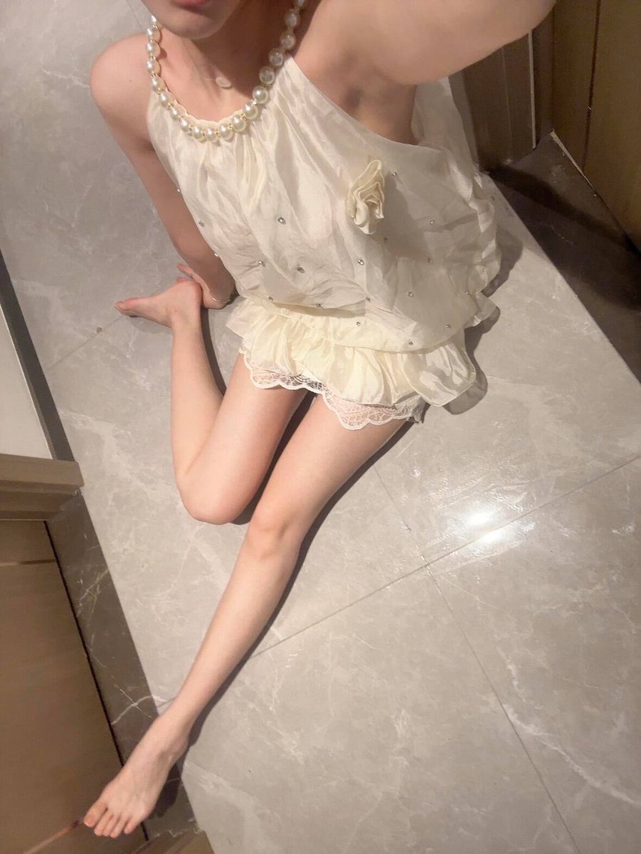 RyanSollod's tweet photo. 又被小玩具玩趴下了~ https://t.co/DhOG2UWE2x