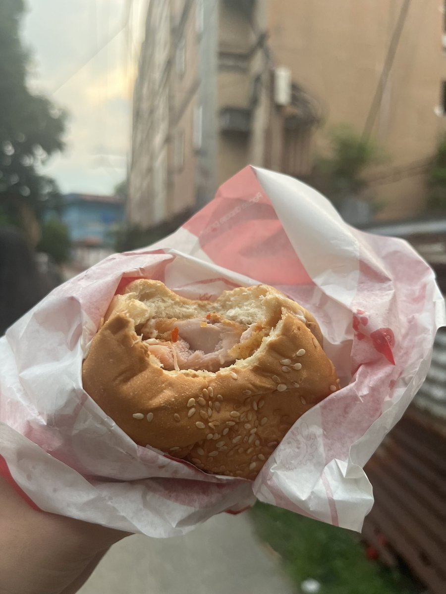 wyxain's tweet photo. me lamba parang nilalabasan pag nakain ng #dokito π€€ #foodtwt https://t.co/jSig7kAOBY