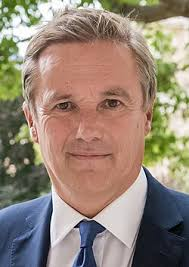 NapoLeon1226391's tweet photo. Je suis en faveur d'un rassemblement de tous les souverainistes pour ce qui demeure l'ultime espoir de sauver réellement notre pays agonisant.
L'espoir est faible mais il existe encore...
L'Histoire nous a réservé des surprises bien plus grandes. https://t.co/gZ2LA9Cw06
