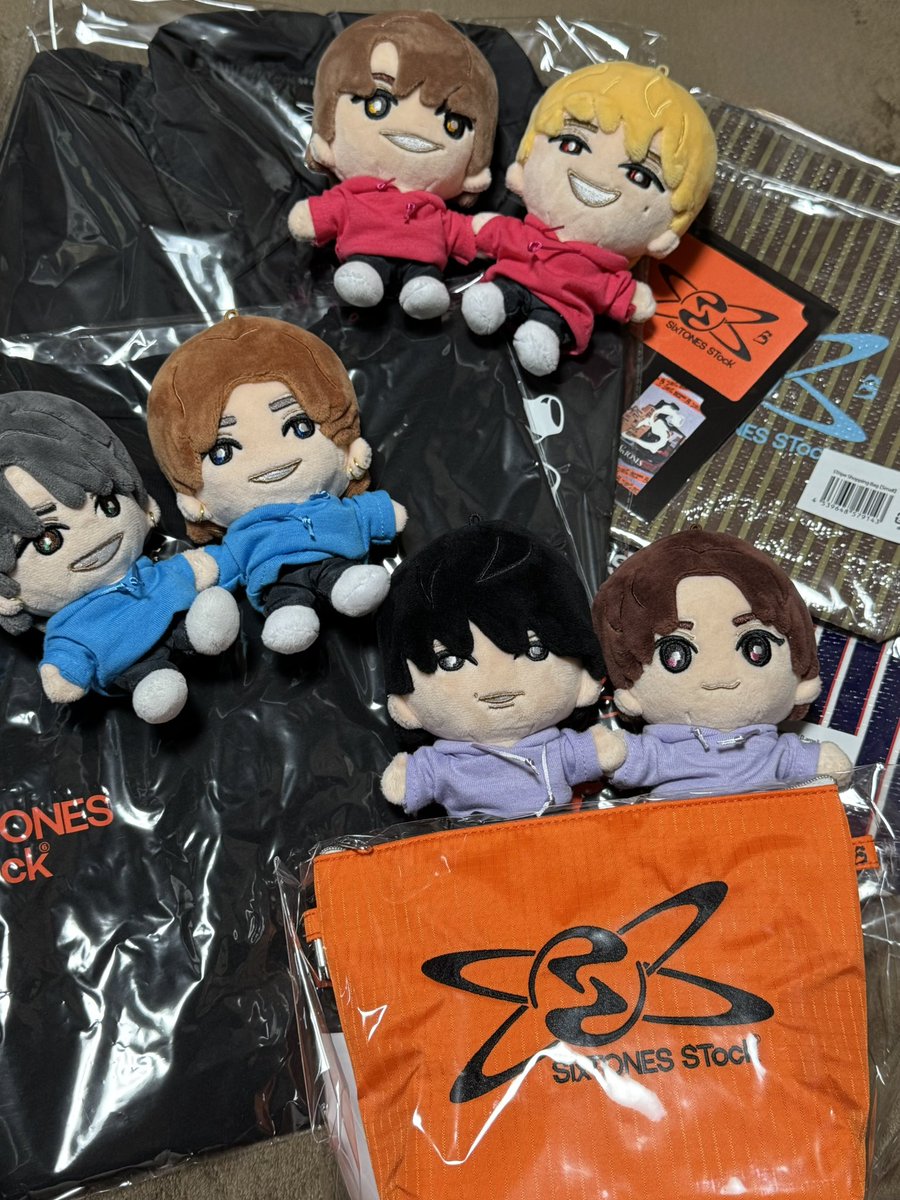 chiakibi_BasST6's tweet photo. うわーん*(ˊᗜˋ*)
ようやくストストグッズ来たよー！ https://t.co/LxawQq2zej