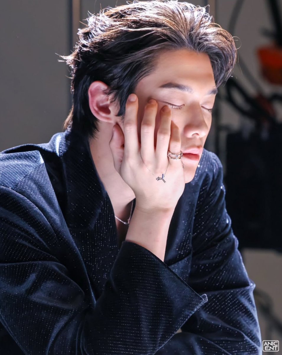 yynnnnnnn_'s tweet photo. 얼굴도 얼굴인데 얼굴도 얼굴이다...
#김윤식 #Kimyoonsik #XCrossover https://t.co/V0FruXnHUS