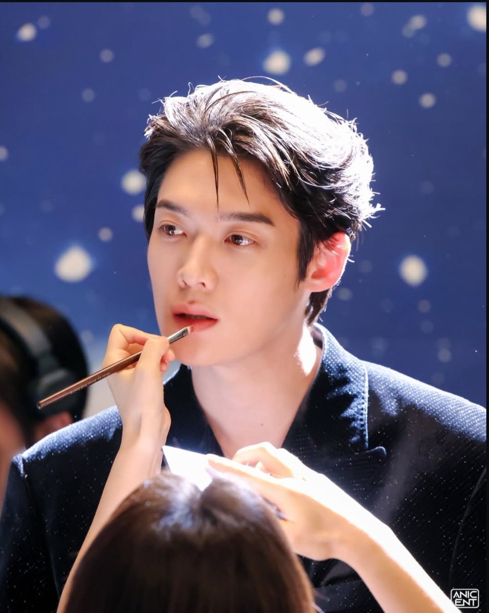 yynnnnnnn_'s tweet photo. 얼굴도 얼굴인데 얼굴도 얼굴이다...
#김윤식 #Kimyoonsik #XCrossover https://t.co/V0FruXnHUS