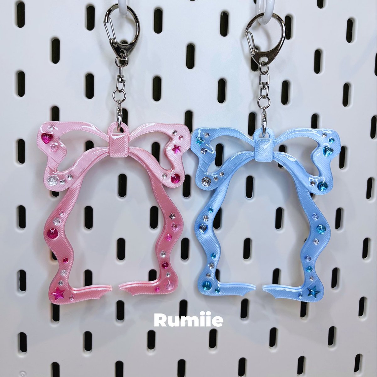 rumiie_co's tweet photo. — มีทั้งหมด 6 สี 🩷🩵💜💚🩶🤍
ชมพู ฟ้า ม่วง เขียว เทา ขาว https://t.co/341SchV0TZ