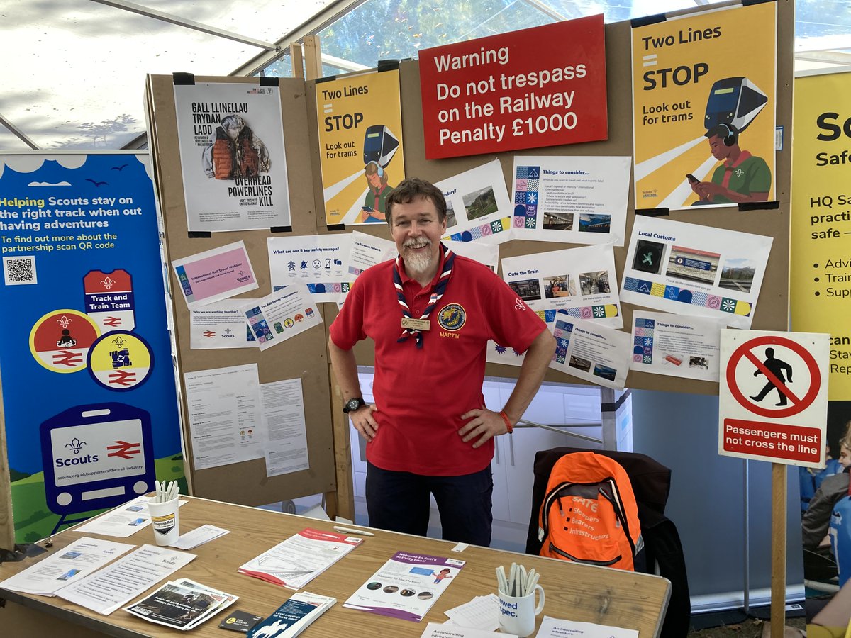 LightRailSSB's tweet photo. Fantastic to see our National Safety Campaign featured at the Rail Safety Partnership stand during the Scouts Gilwell Reunion!😃 

We brought our safety characters to life as Scouts, sharing the vital "Two Lines = STOP!" message with young adventurers!🚊

Led by LRSSB Board member Martin Fleetwood, the campaign is making a real difference and has been met with brilliant feedback from the Scouting community!👏 

#LRSSB #RailSafety 

#LRSSB