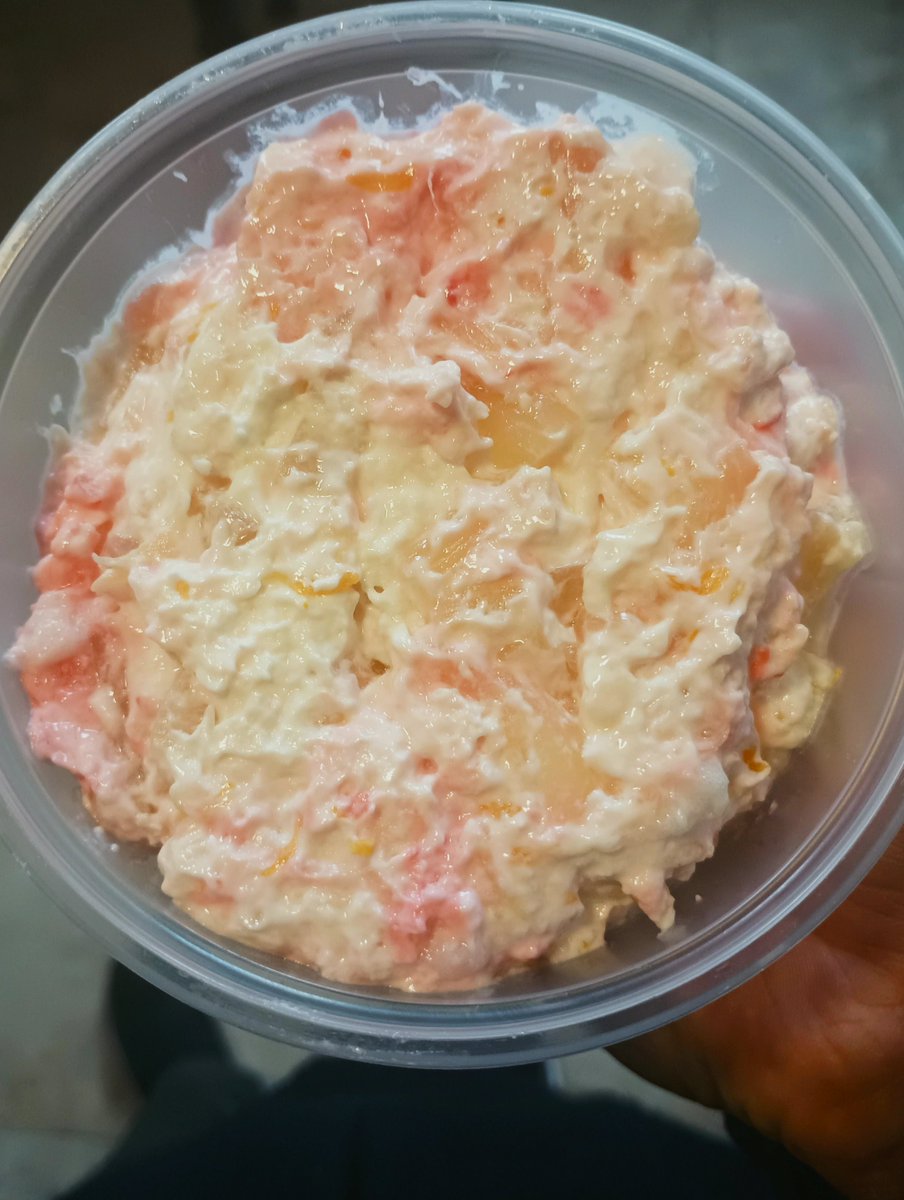 thompsonem0n's tweet photo. The least controversial food item ever created: Ambrosia Salad
#VioralFood #Poetic https://t.co/WUH3i7Jxr6