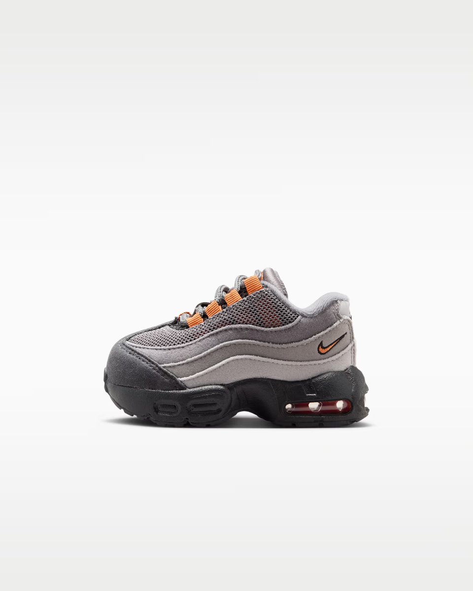 Rigouts_UK's tweet photo. 🚨ON SALE | NIKE LITTLE MAX 95

✅ NOW £41.99 - RRP £59.99 

LINK=> https://t.co/P87nzFoTgT https://t.co/vrCRjyIquN