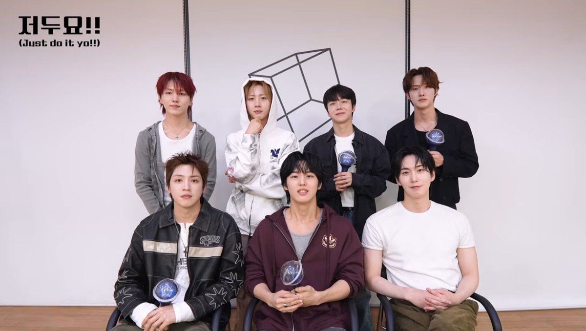 tagonideul's tweet photo. unibong is so rare they don’t even have enough for each member 😭 https://t.co/LkRfbePz9e
