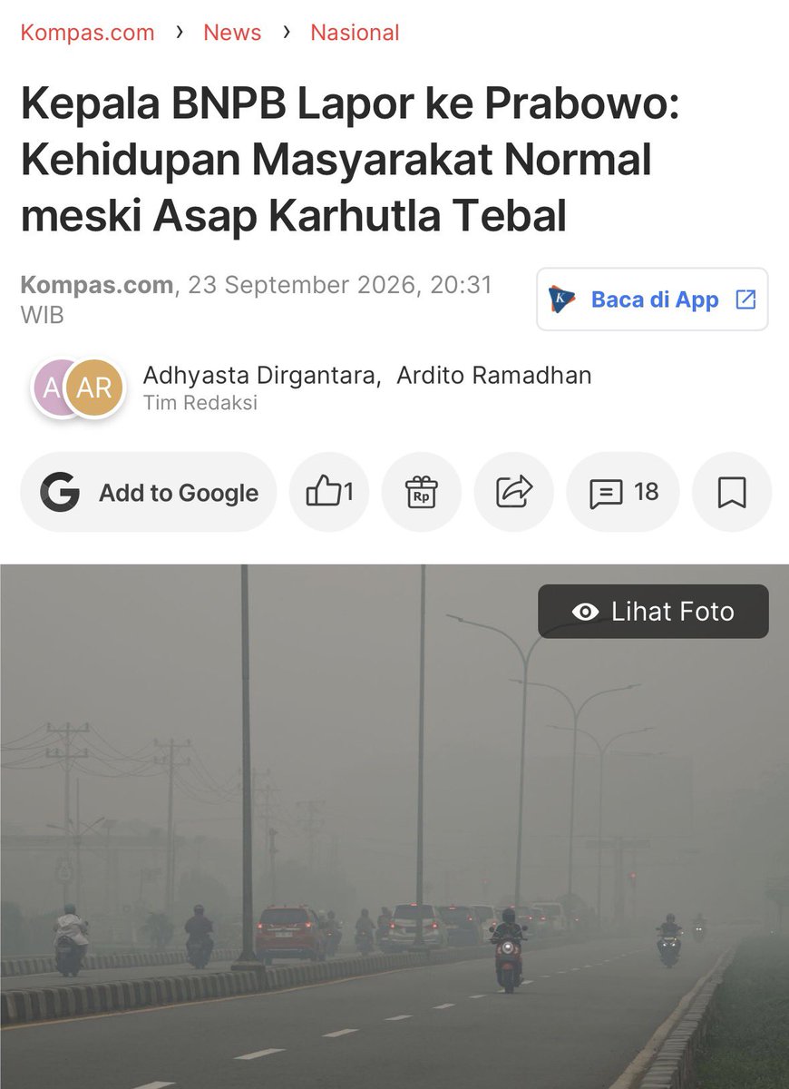 aik_arif's tweet photo. "Kami pastikan roda kehidupan masyarakat ini berjalan normal. Jadi lalu lintas, toko-toko, rumah makan dan lain sebagainya juga biasa, Bapak Presiden, tidak ada yang terganggu. Hanya memang untuk keluar masuk khususnya di Kalimantan Tengah dan Kalimantan Barat ini yang sedikit terganggu," kata Suharyanto, dikutip dari YouTube Sekretariat Presiden, Rabu (23/9/2026).

Yang sangat berbahaya dari pernyataan ini bukan sekadar optimisme, tetapi penjilatan yang menormalisasi bencana.
Ukuran “kehidupan normal” bukan toko dan rumah makan masih buka. Pertanyaannya, apakah warga masih menghirup udara aman, apakah anak-anak terlindungi, berapa konsentrasi PM2.5, dan berapa banyak layanan publik yang terganggu?

Ketika asap tebal masih mengganggu penerbangan dan operasi penanganan karhutla, mengatakan “kehidupan masyarakat normal” justru memberi Presiden gambaran palsu tentang situasi di lapangan.

Pejabat seharusnya memberi alarm kepada pemimpin, bukan membuat pemimpin merasa semuanya baik-baik saja. Penjilatan semacam ini berbahaya karena yang dinormalisasi bukan hanya asap, tetapi kegagalan negara melindungi rakyat.