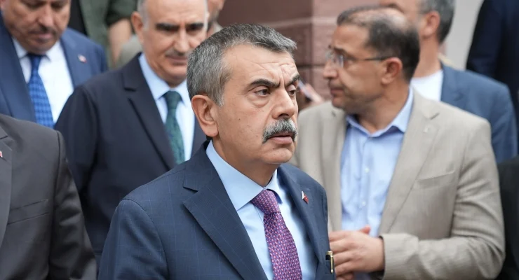 DikenComTr's tweet photo. Milli Eğitim Bakanı Yusuf Tekin'e göre Manisa'daki saldırı 'okul saldırısı' değil

https://t.co/Phpy9HWc0g https://t.co/1yVpWr6KN3